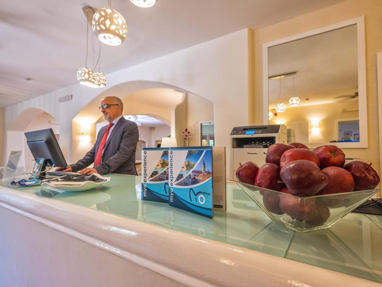 Hotel Rocce Sarde San Pantaleo Eksteriør bilde