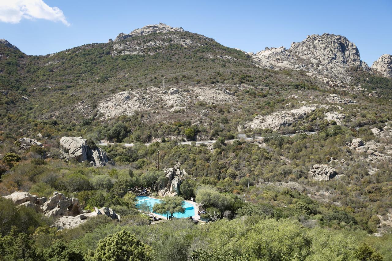 Hotel Rocce Sarde San Pantaleo Eksteriør bilde