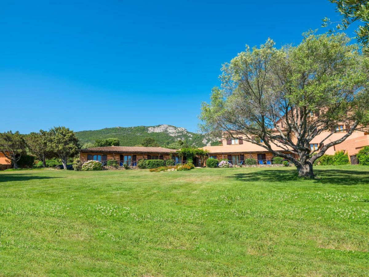 Hotel Rocce Sarde San Pantaleo Eksteriør bilde